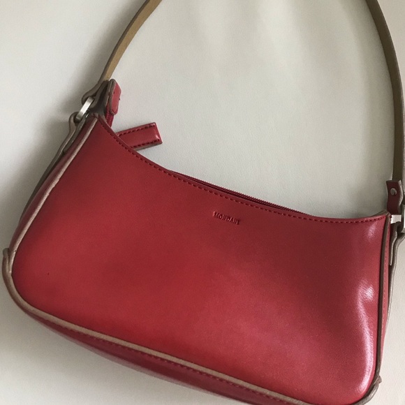 ✨SOLD✨ Vintage | Wine Burgundy Mini Shoulder Bag - Picture 3 of 7